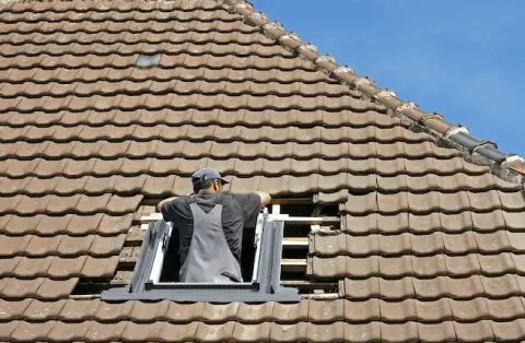Pose de velux - Frontenay Rohan Rohan